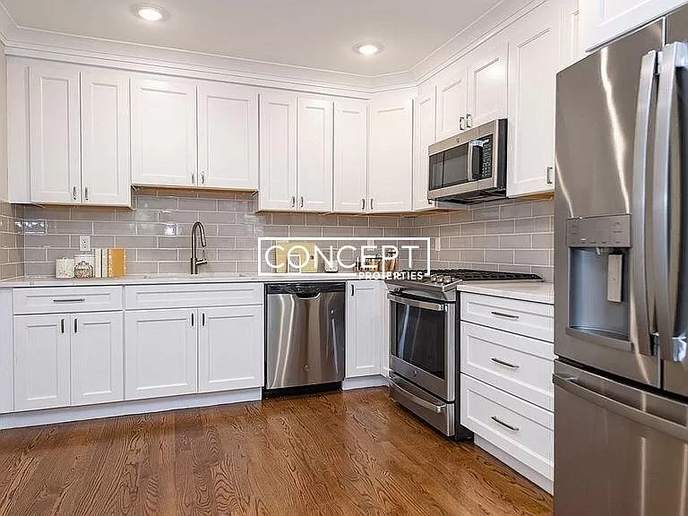 8+ bed, 4+ bath apartment for rent at 20 Alpine St Unit 1, Roxbury — photo 1 of 8
