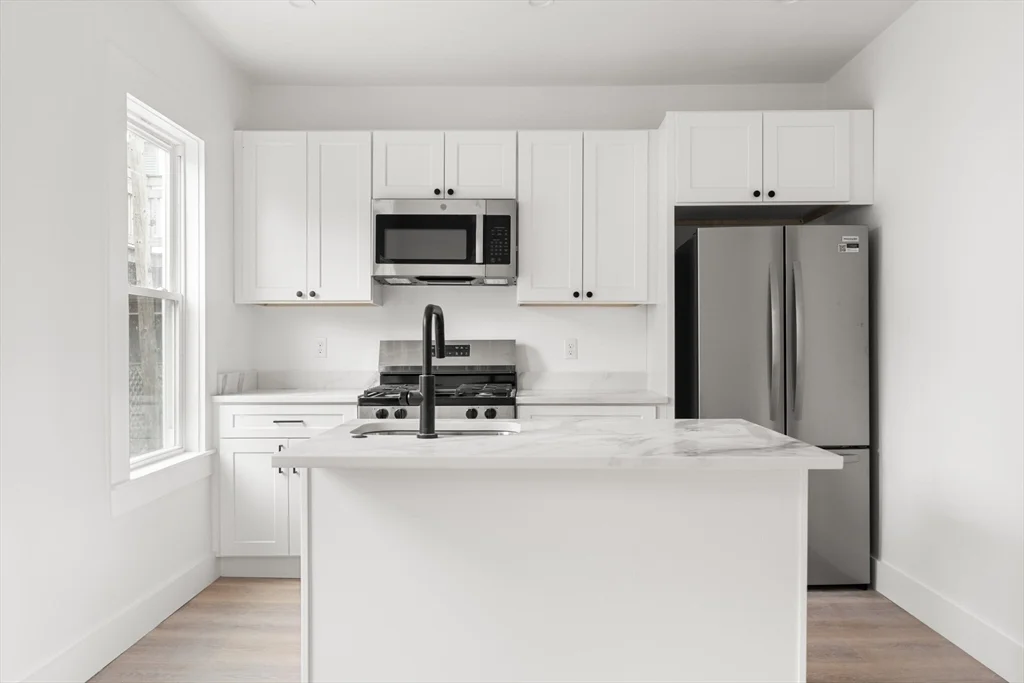 467 East 3rd St, South Boston