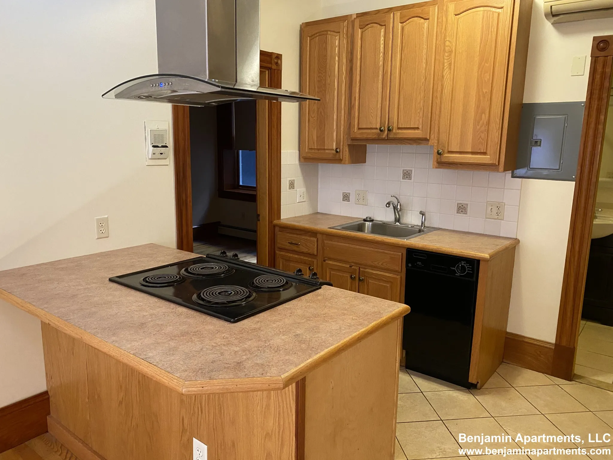 97 Myrtle St, Beacon Hill