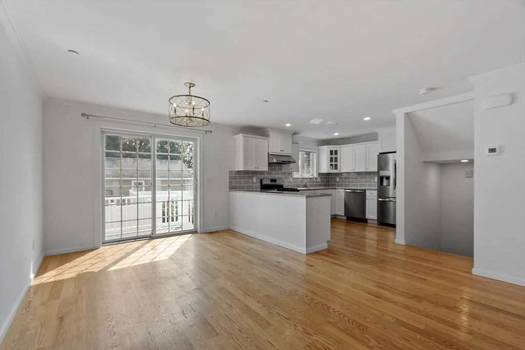 27 Mill St, Quincy