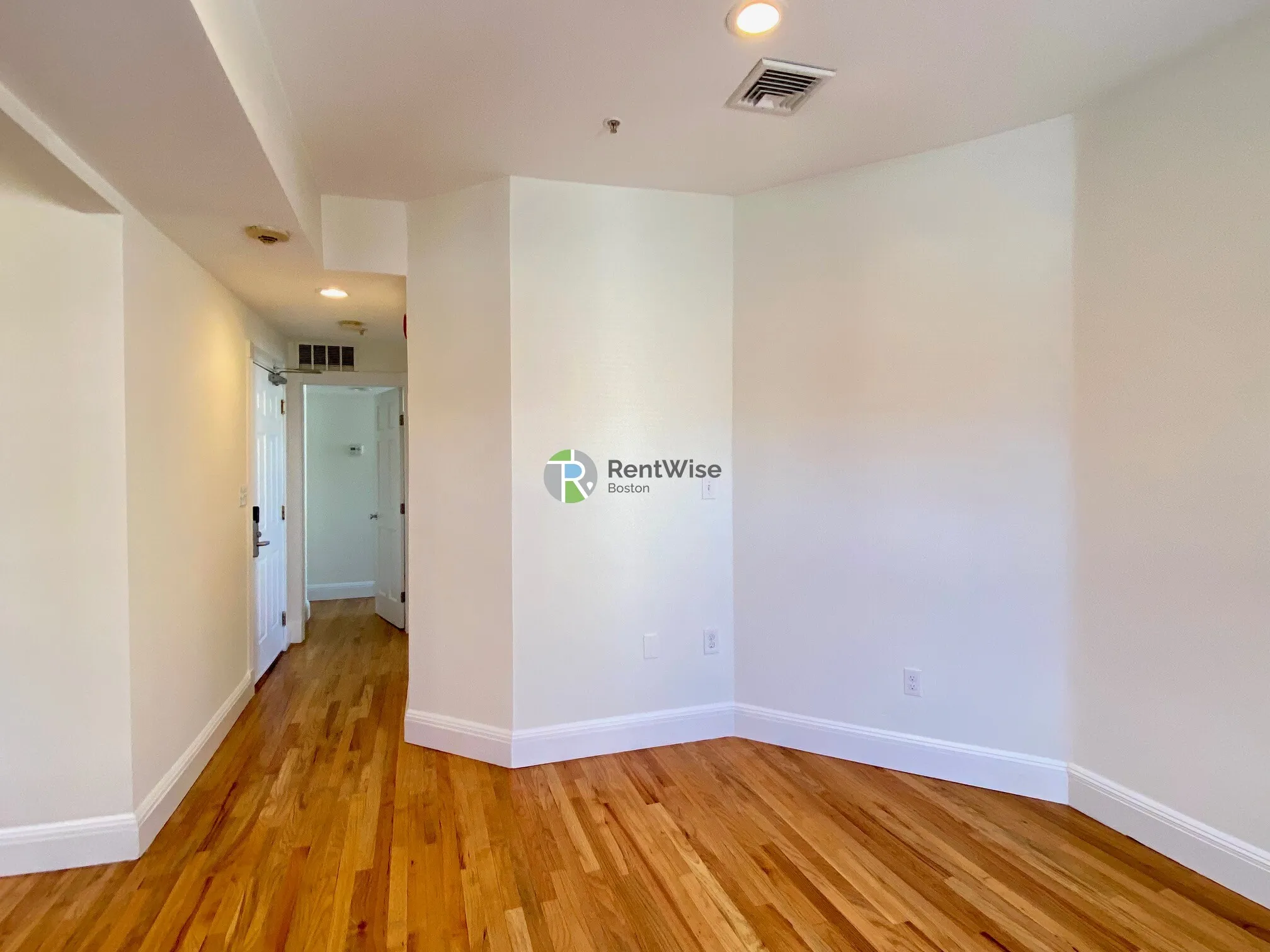 10 Brainerd Rd, Allston