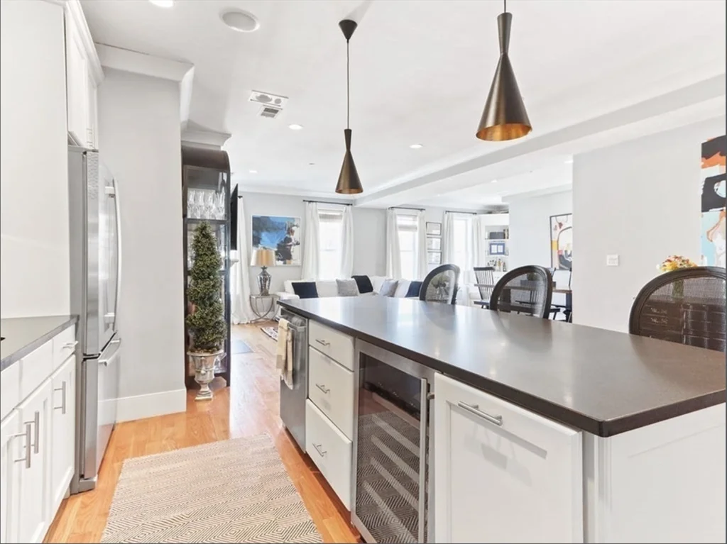 525 E 7th St, South Boston