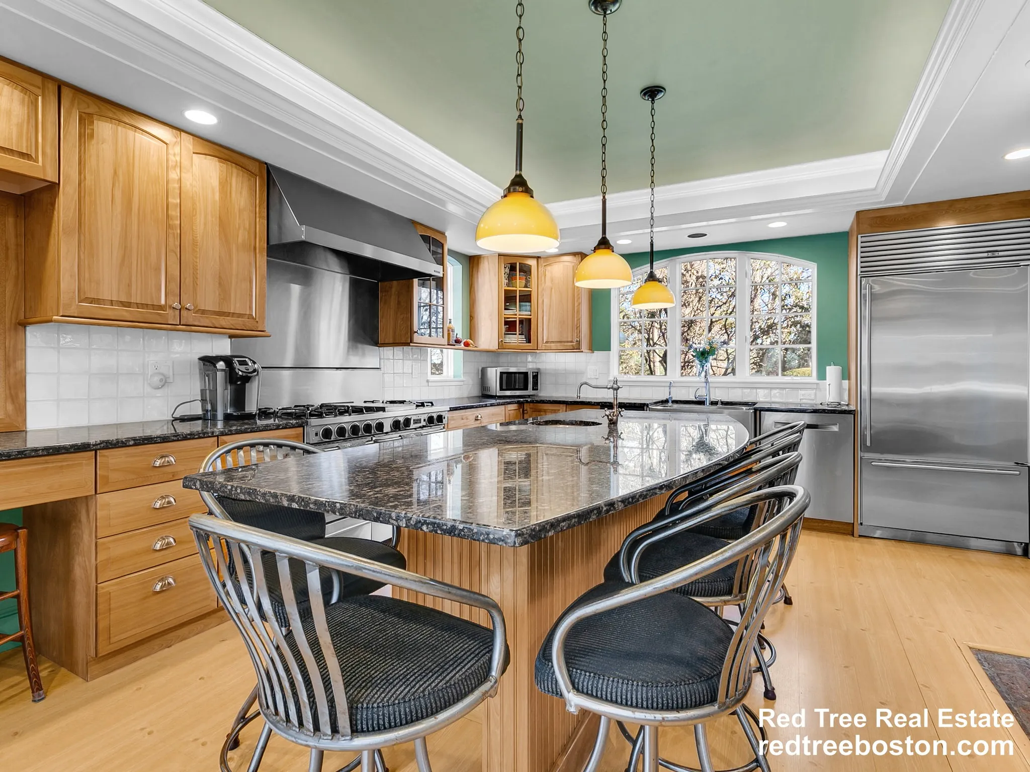 243 Upland Ave, Newton Highlands