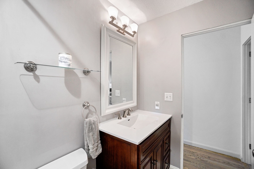 231 West Newton, Back Bay