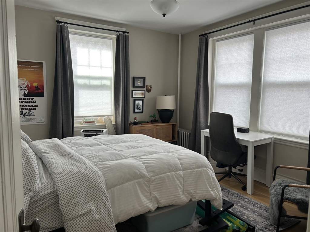 15 Short St, Brookline