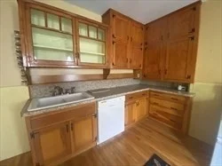 446 Chandler St, Worcester