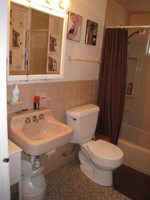 3 Calvin St, Ward Two