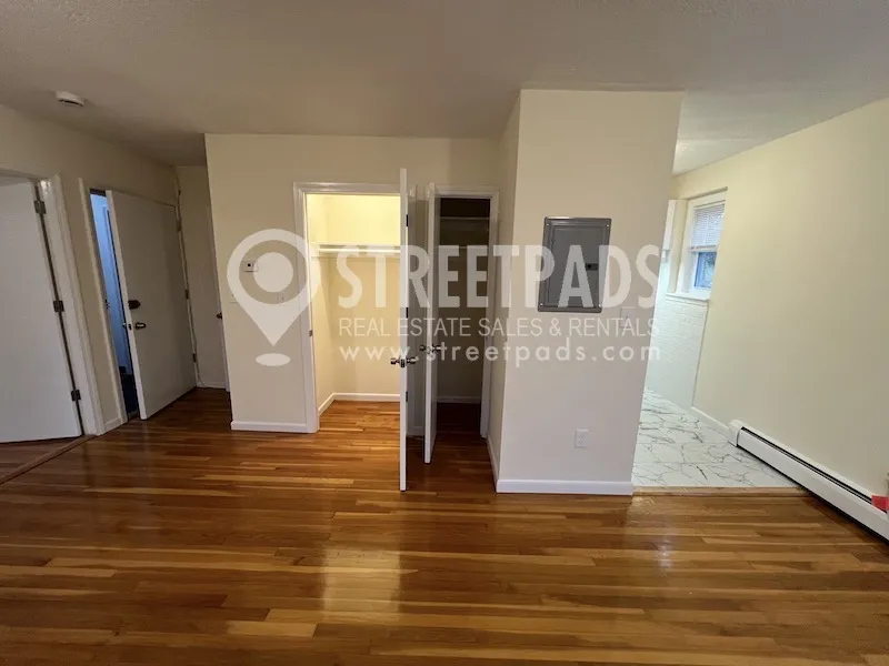 2018 Commonwealth Ave, Brighton