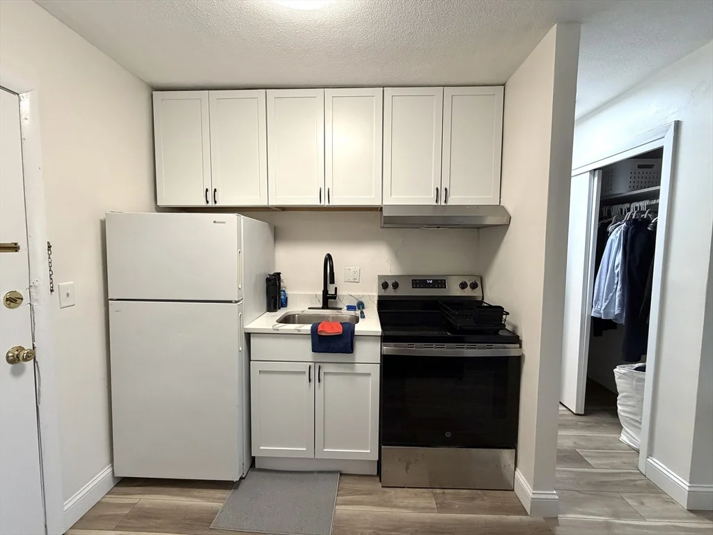 720 Bennington St, East Boston