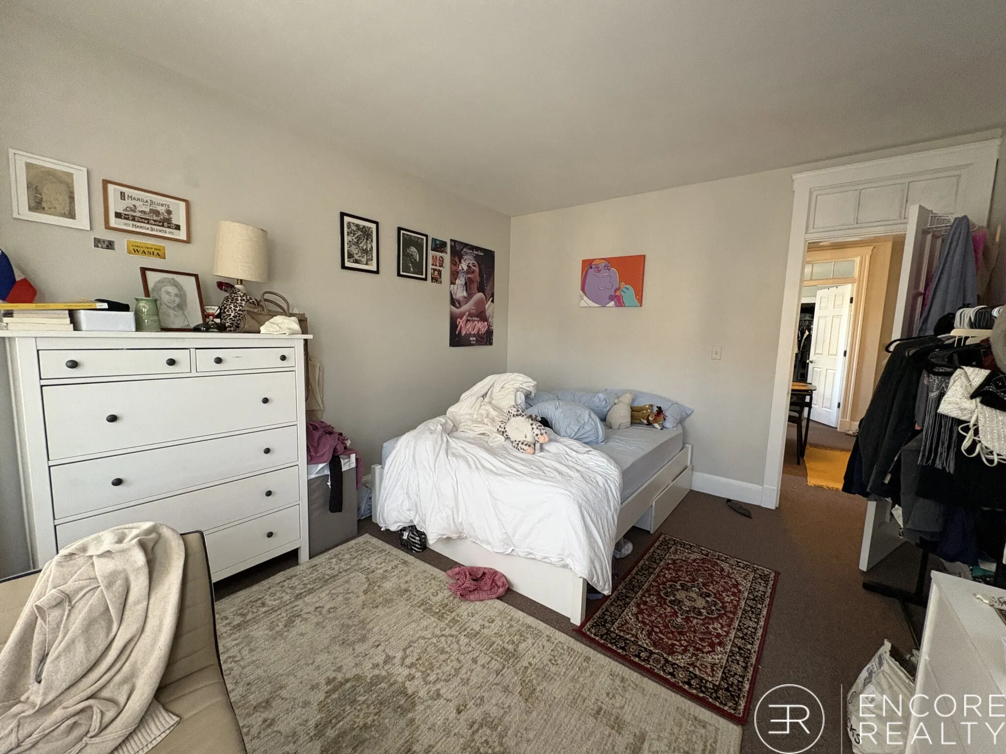 833 Beacon St, Fenway