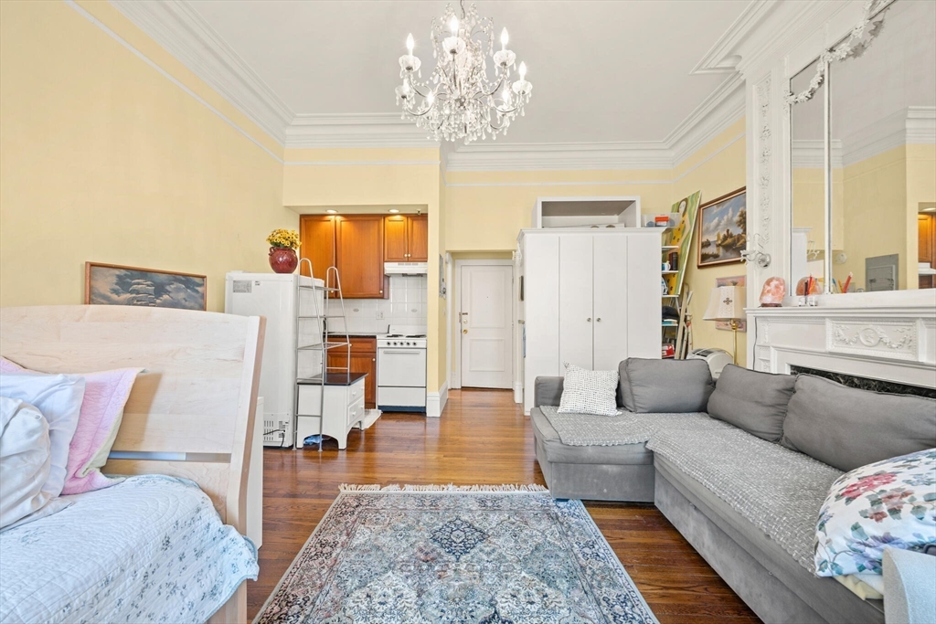 227 Marlborough St, Back Bay