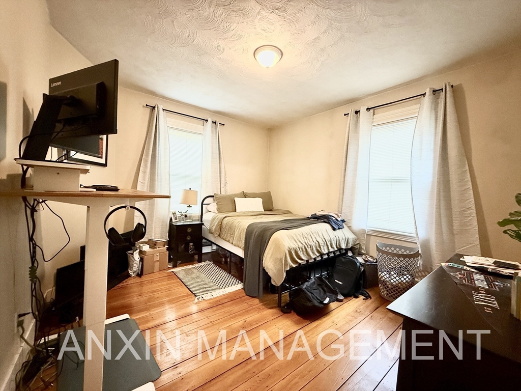 14-16 Allen St, Inman Square