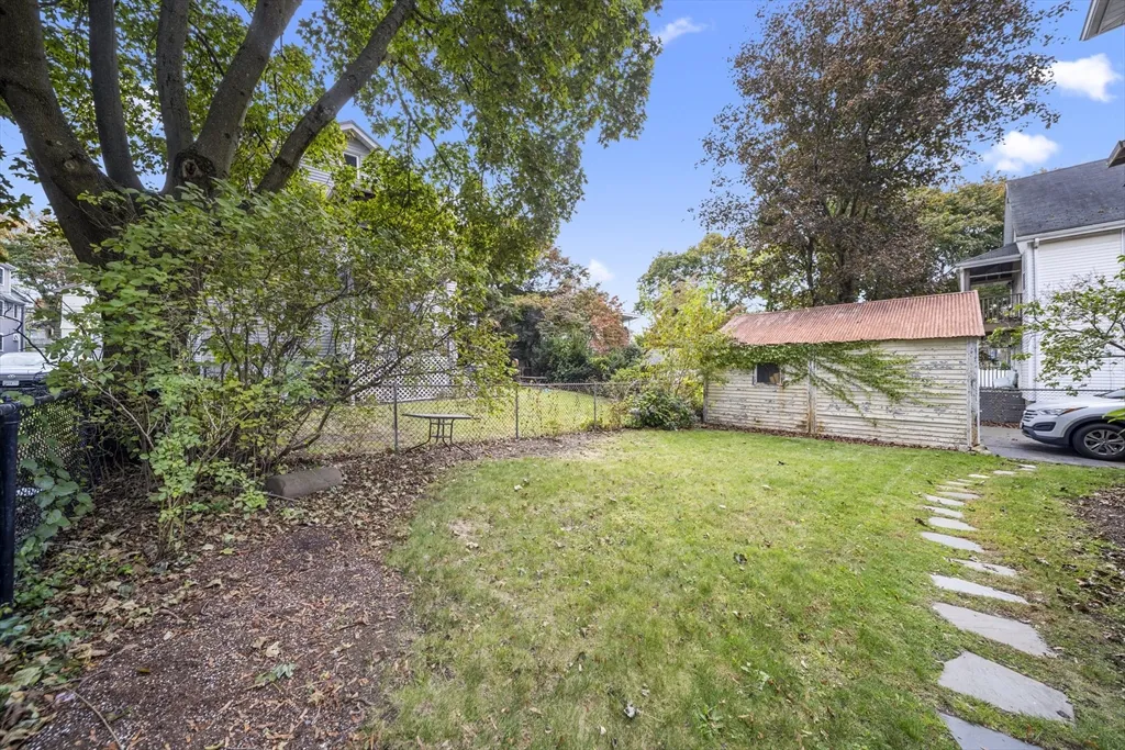 180 Faneuil St, Brighton