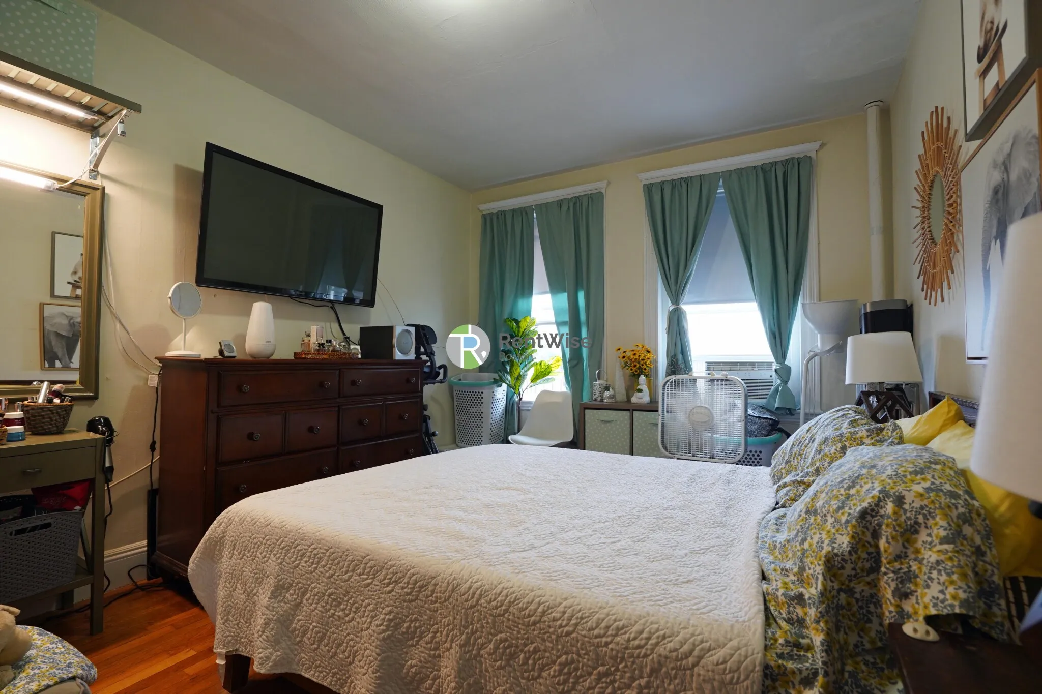 127 Washington St, Brighton