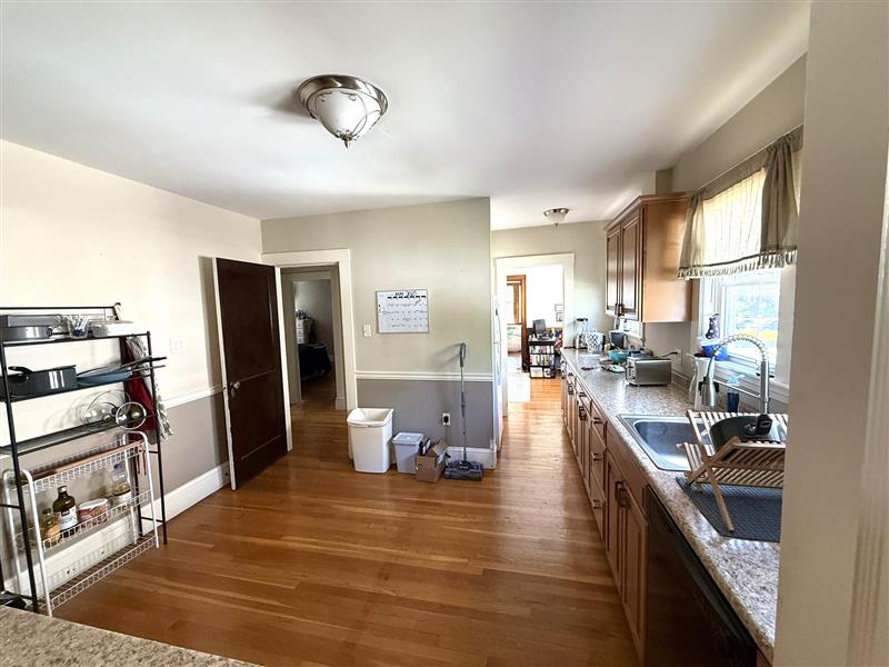 53 Forest St, Medford