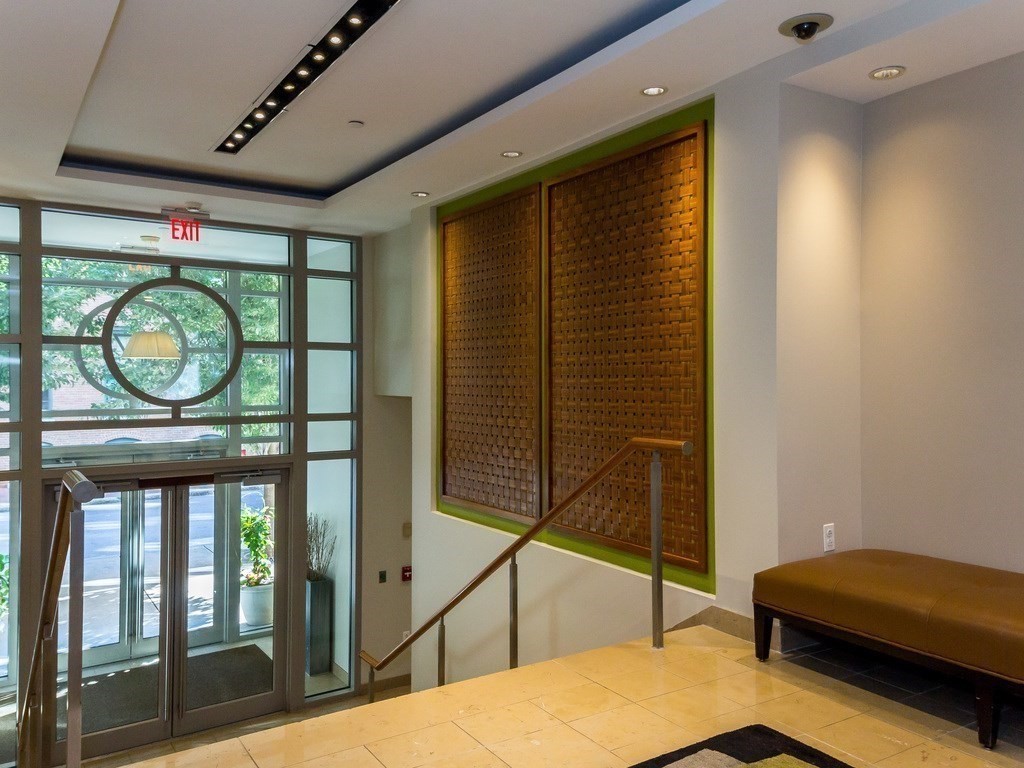 17 Otis St, East Cambridge