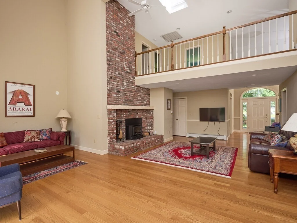 8 Kalamat Farms Circle, Shrewsbury