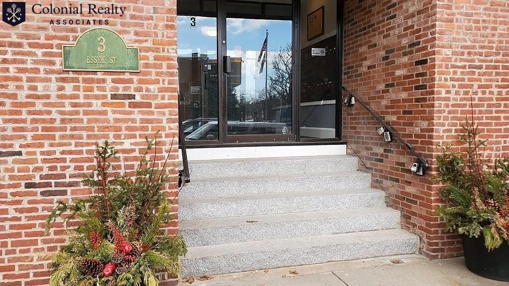 3 Essex St, Charlestown