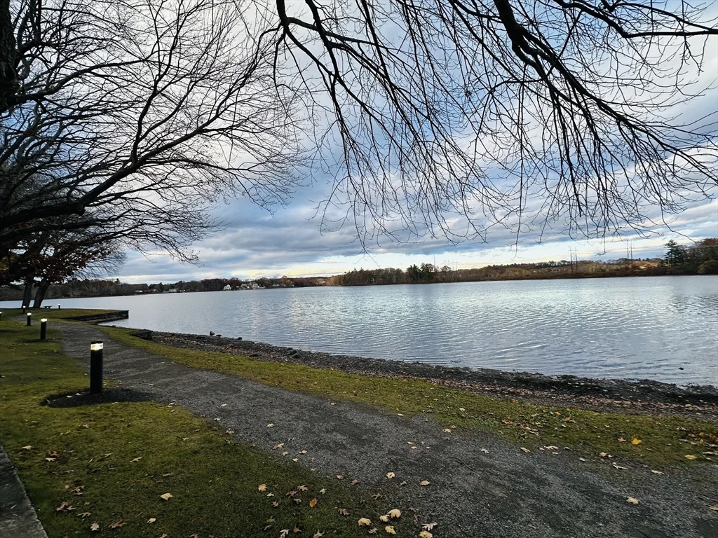 46 Pointe Rok, Worcester