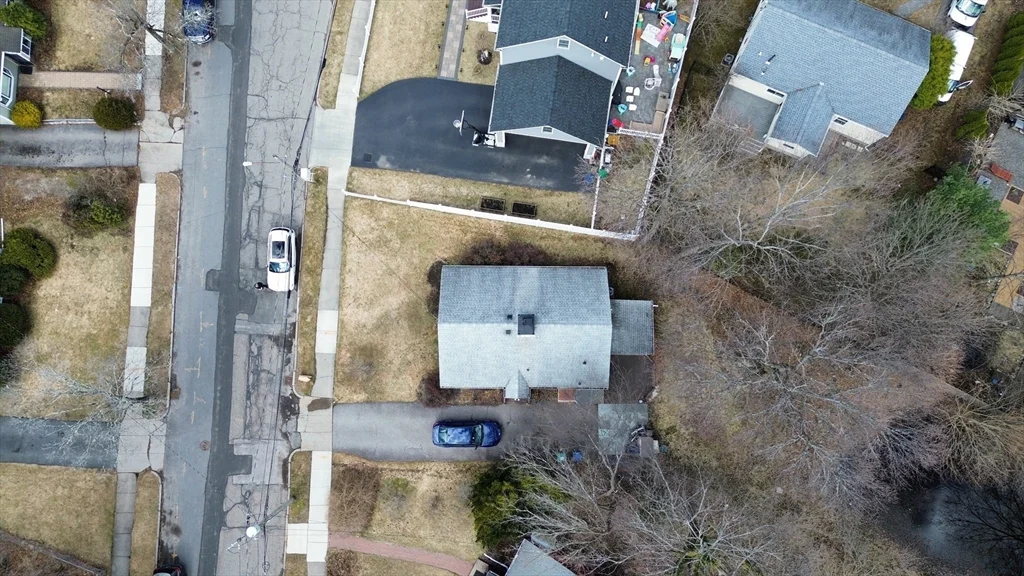 176 Upland Ave, Newton