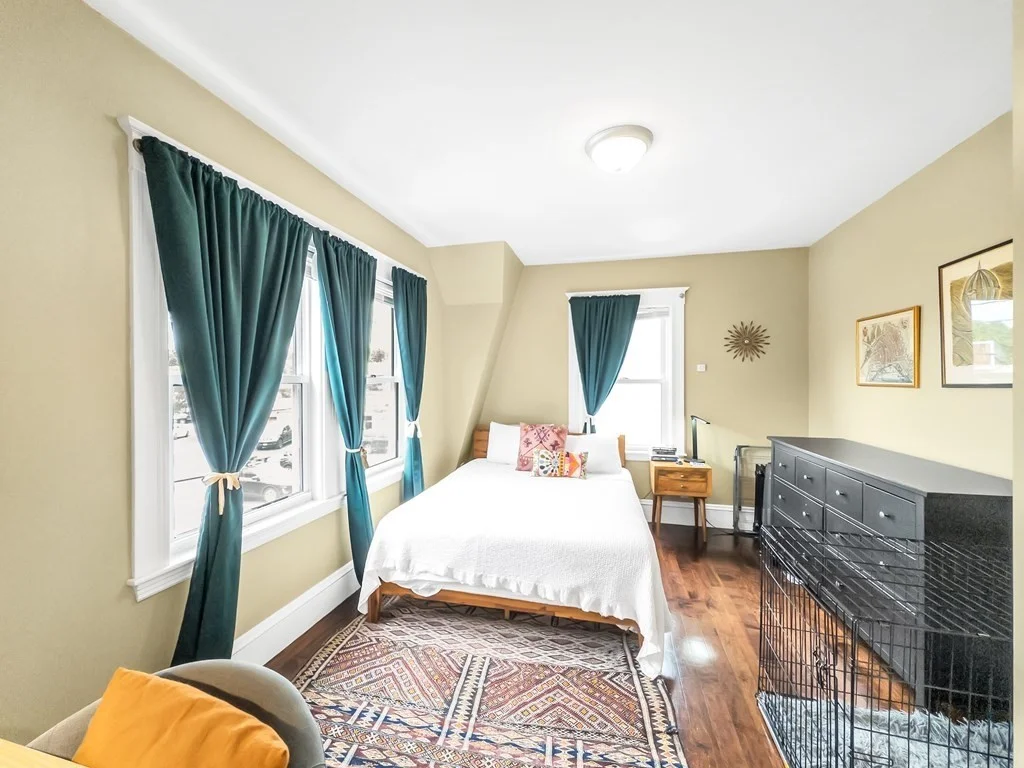 18 Alberta St, West Roxbury