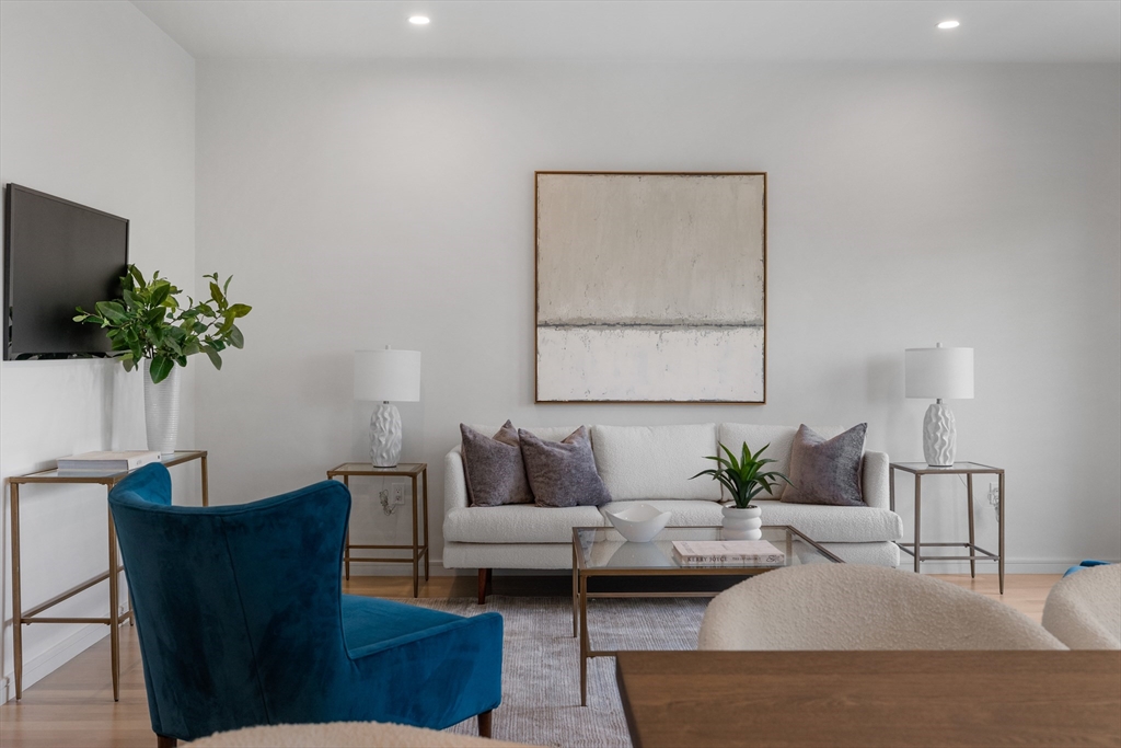 6 Claflin Rd, Aspinwall Hill