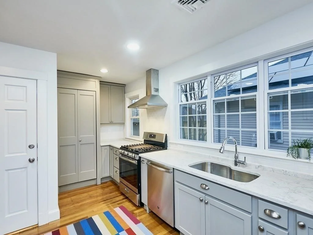 35 Roseway St, Jamaica Plain