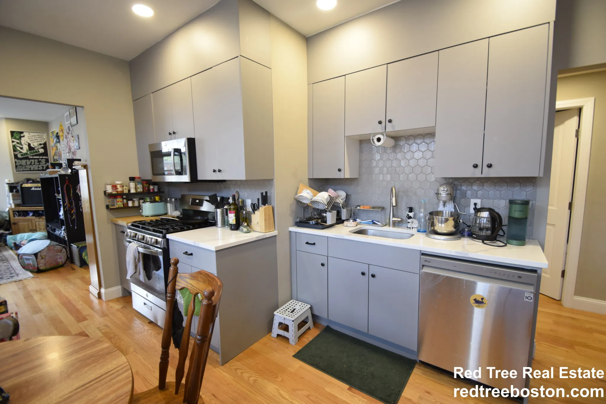 1914 Beacon St, Brighton