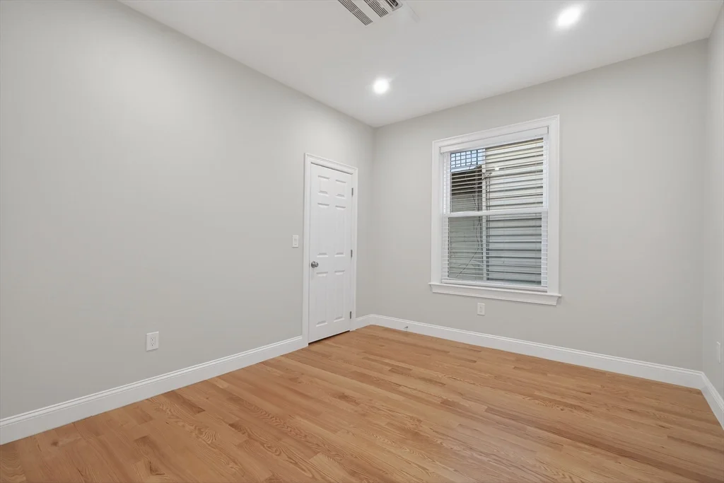 650 Dorchester Ave, South Boston