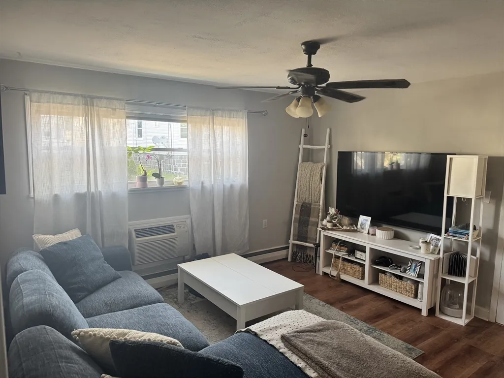 701 Adams St, Dorchester