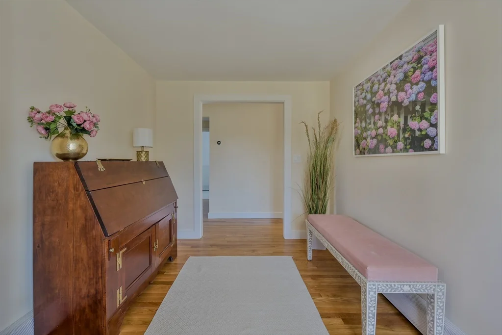 63 Monomoy Rd, Monomoy