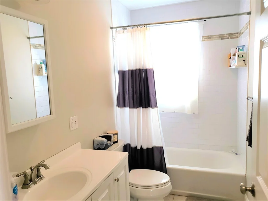 6 Speridakis Ter, Cambridgeport
