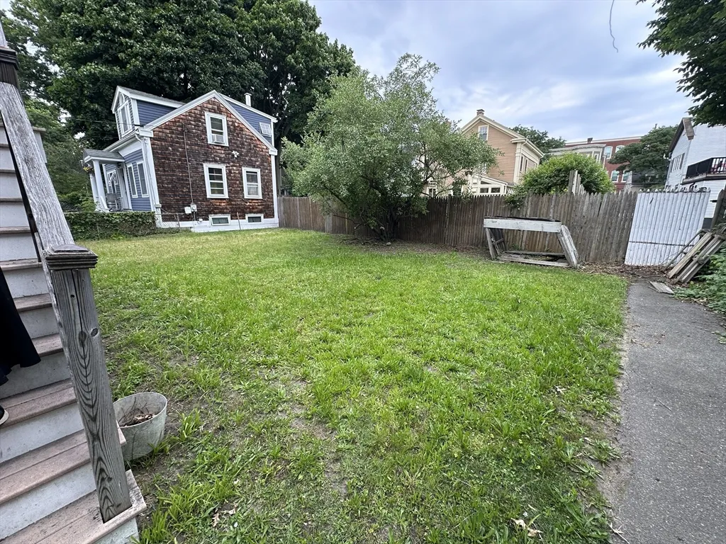 18 Tremont St, The Port