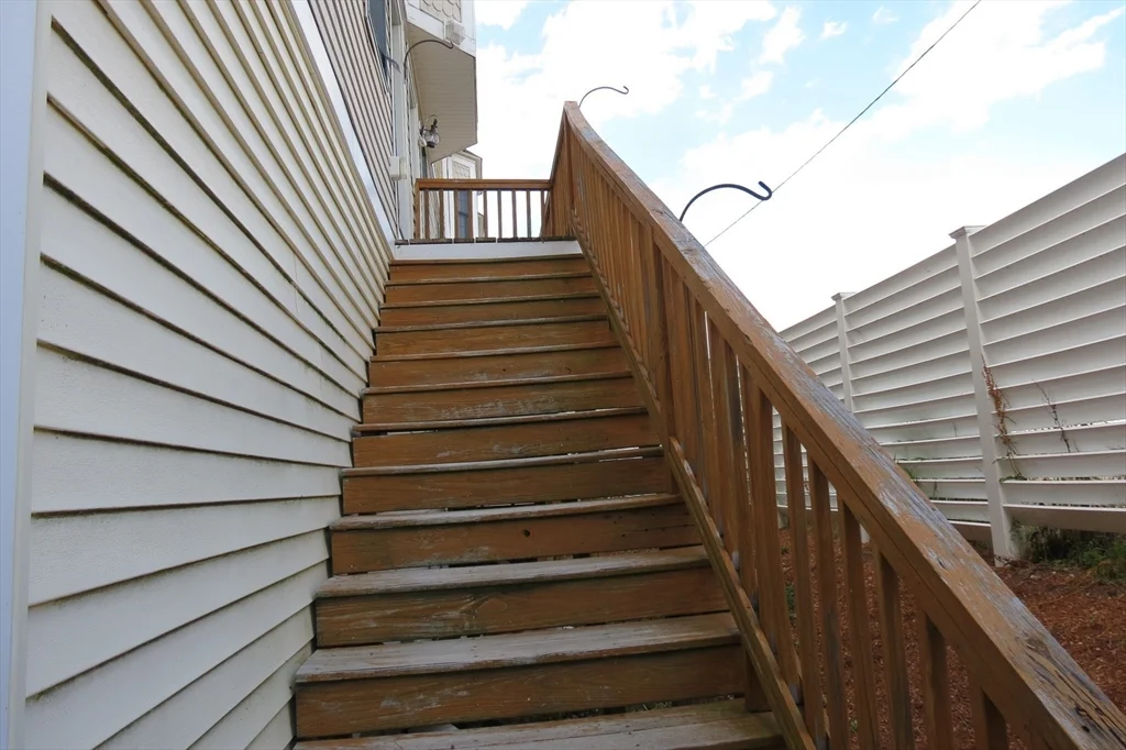 11 Railroad Ave, Salisbury