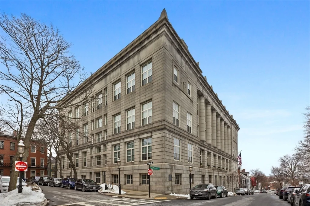 30 Monument Sq, Charlestown