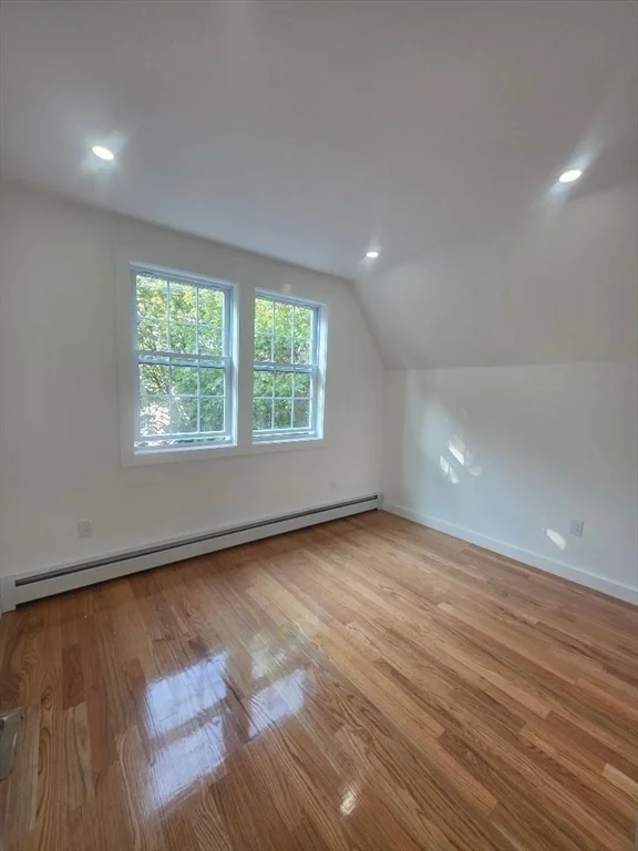 5 N Central Ave, Wollaston