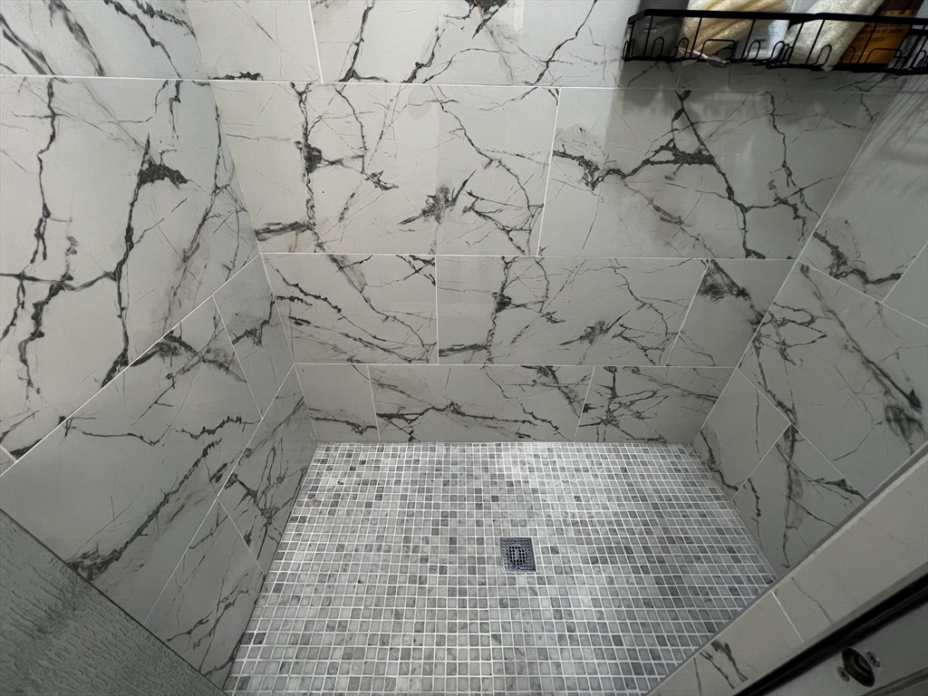 34 Cherokee St, Mission Hill