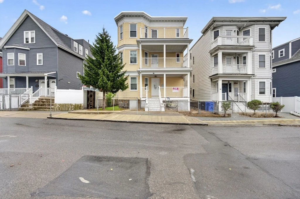 64 Topliff, Dorchester