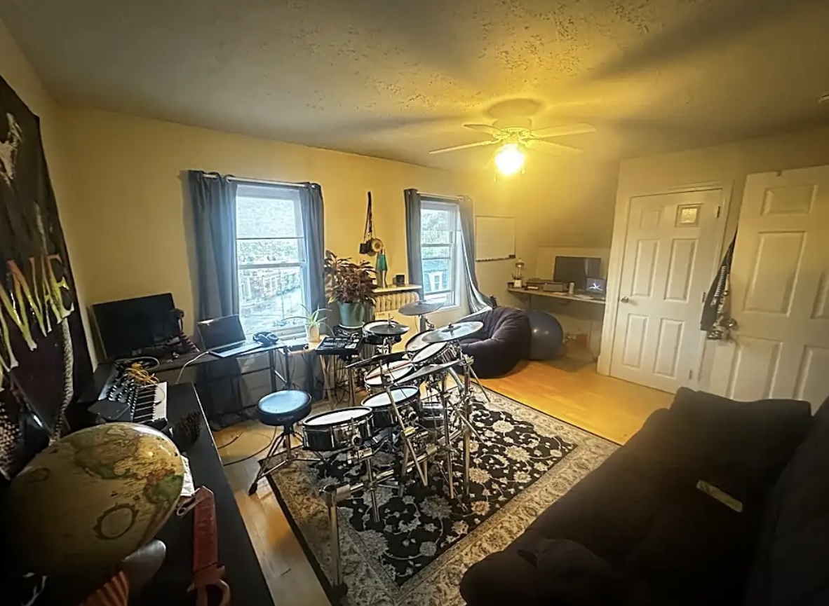 69 Partridge Ave, Magoun Square