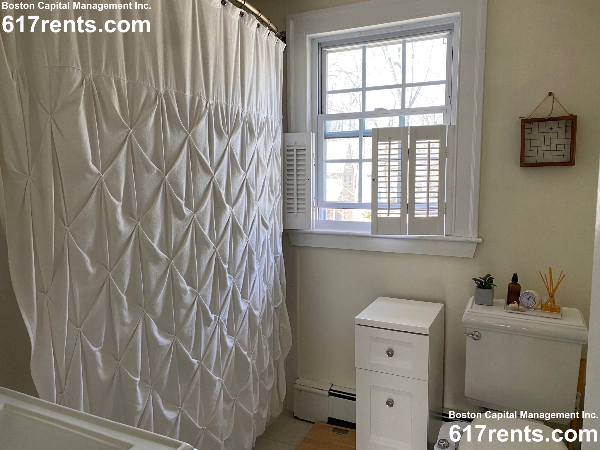 22 Cleveland Rd, Wellesley