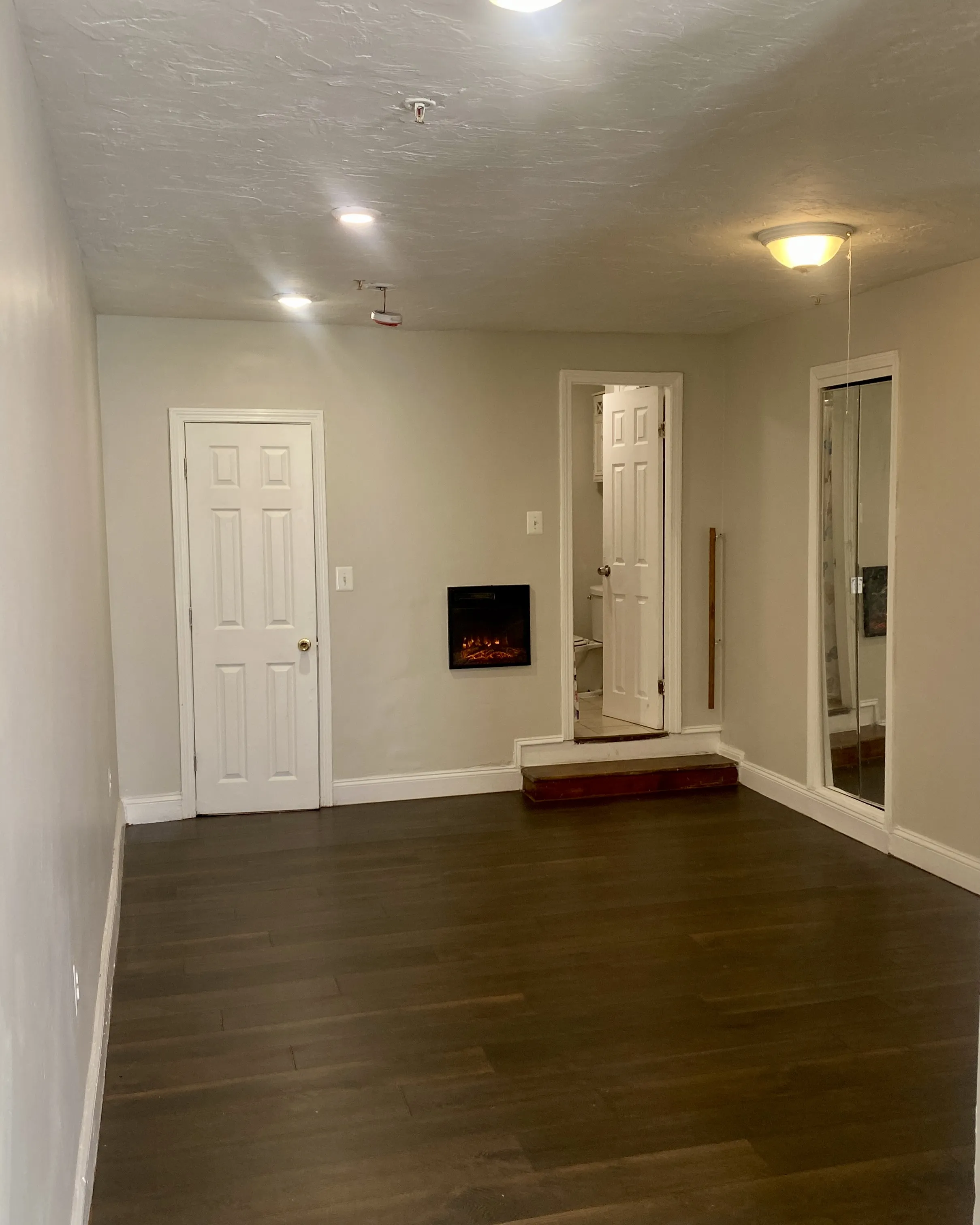 32 Hinckley St, Magoun Square