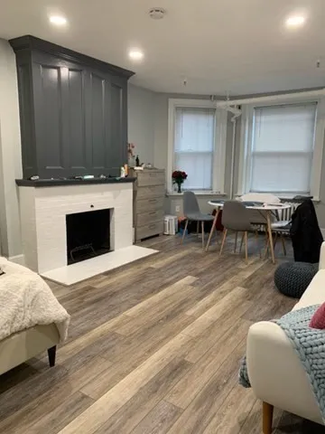 342 Commonwealth Ave, Back Bay