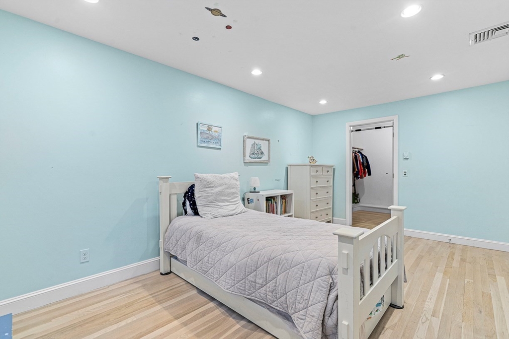 44 Rowena Rd, Newton