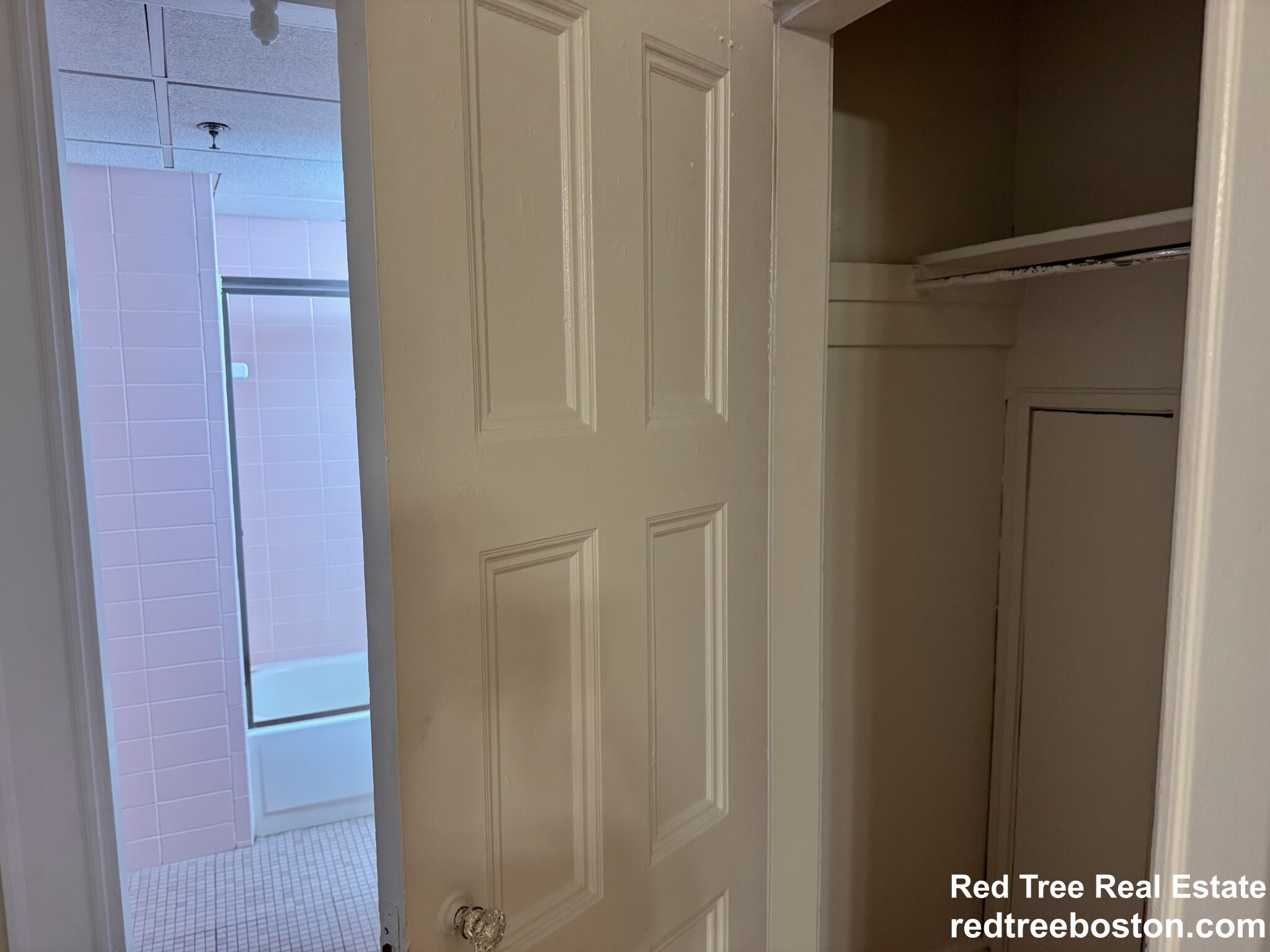 62 Boylston St, Midtown