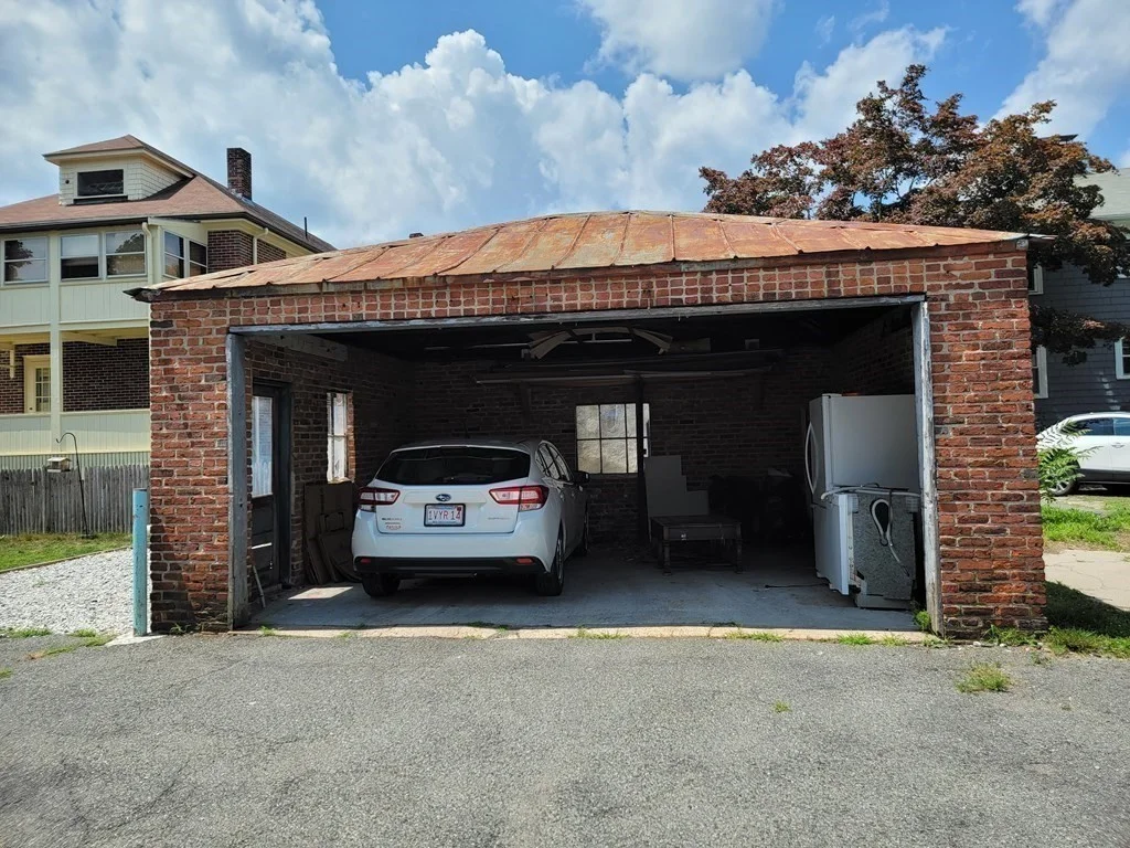 27 Noble St, West Newton