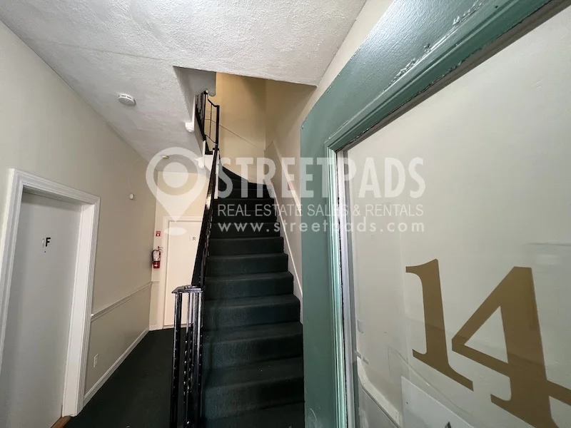 14 Wait St, Mission Hill