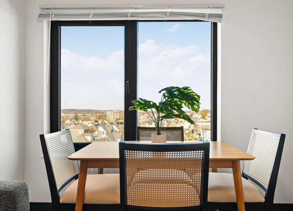 600 Broadway, Everett