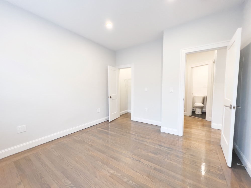 20 Queensberry St, Fenway