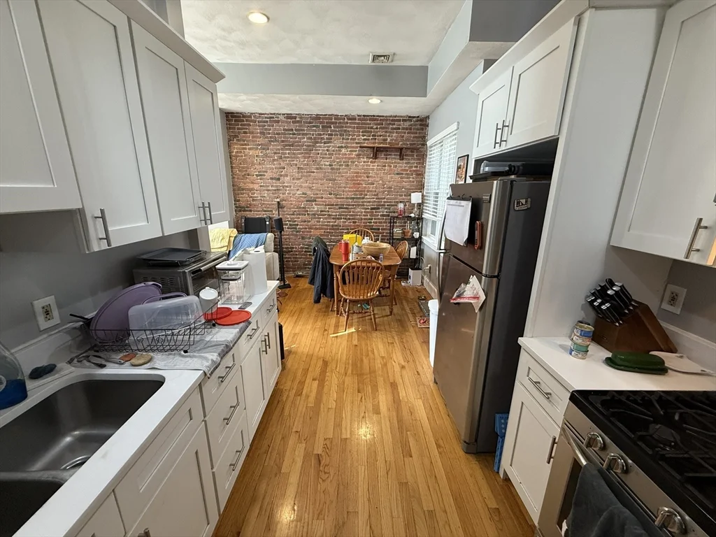 146 W Fourth St, South Boston
