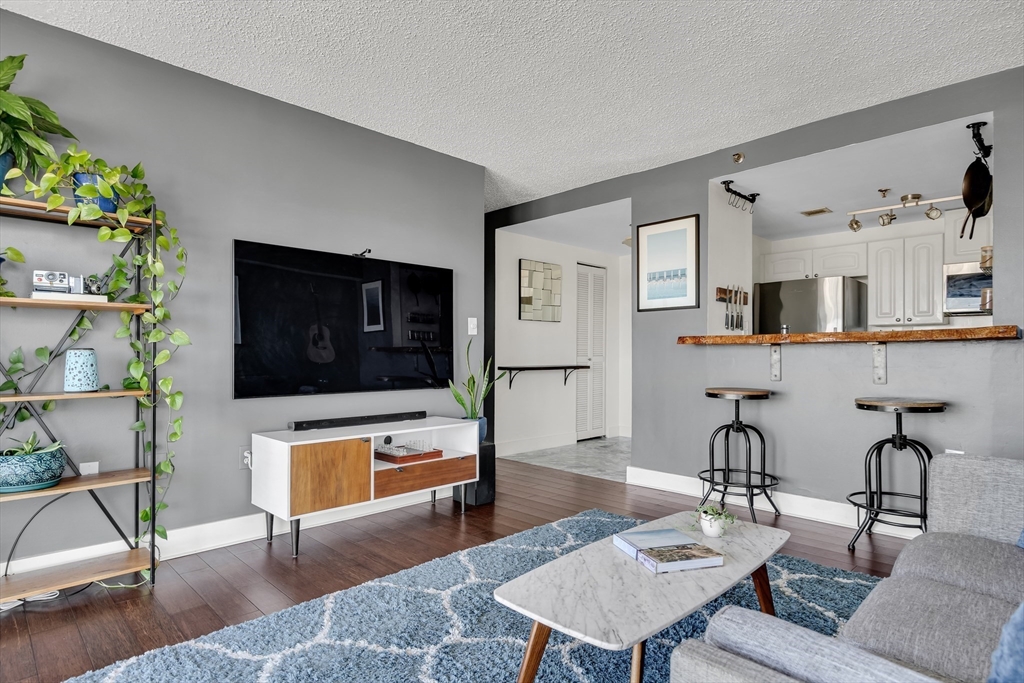 15 N Beacon, Allston